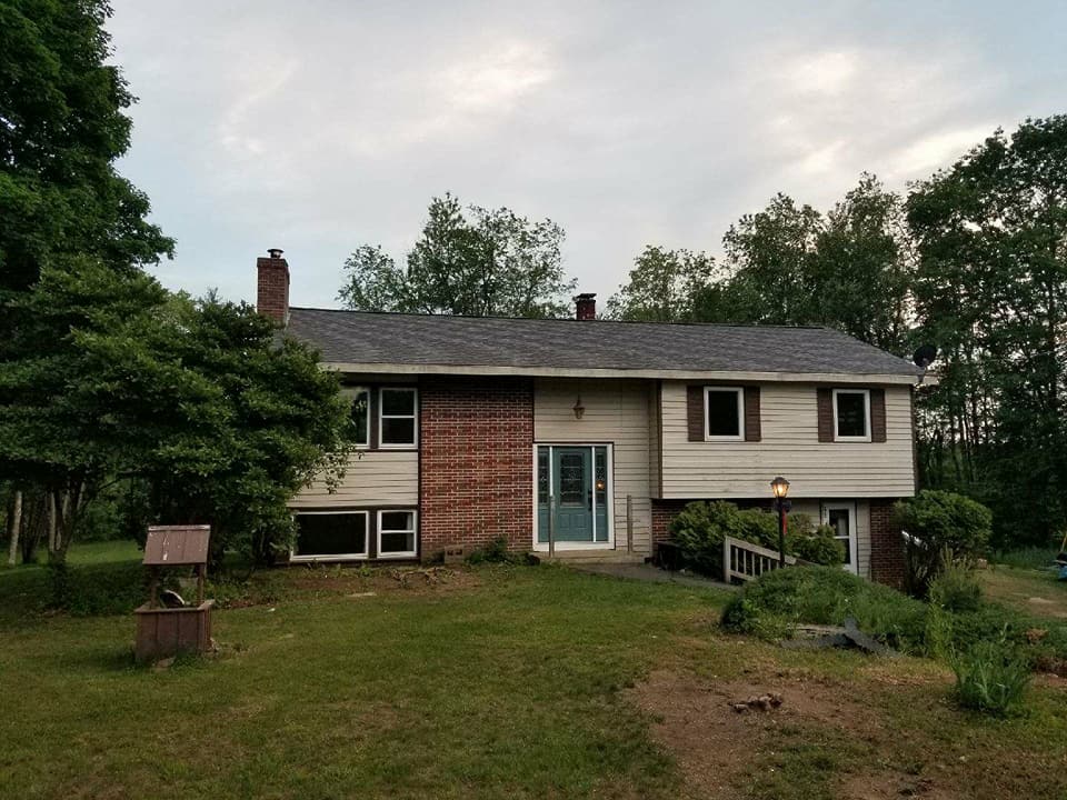 Roof replacement on a split-level home in Pittsfield, NH